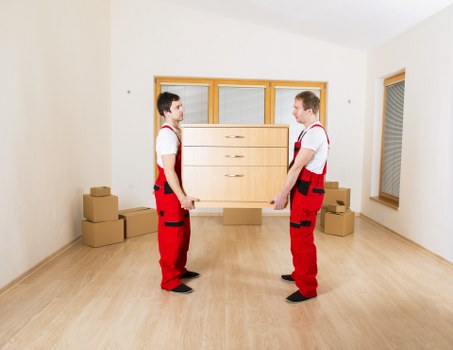 Efficient packing by Mayfair Storage removal team